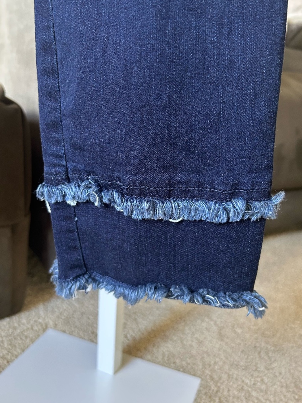 BELLE BY KIM GRAVEL Tripleluxe Pull On Ankle Fray Cuff Denim Blue Jean 6P NWOT - Picture 6 of 8